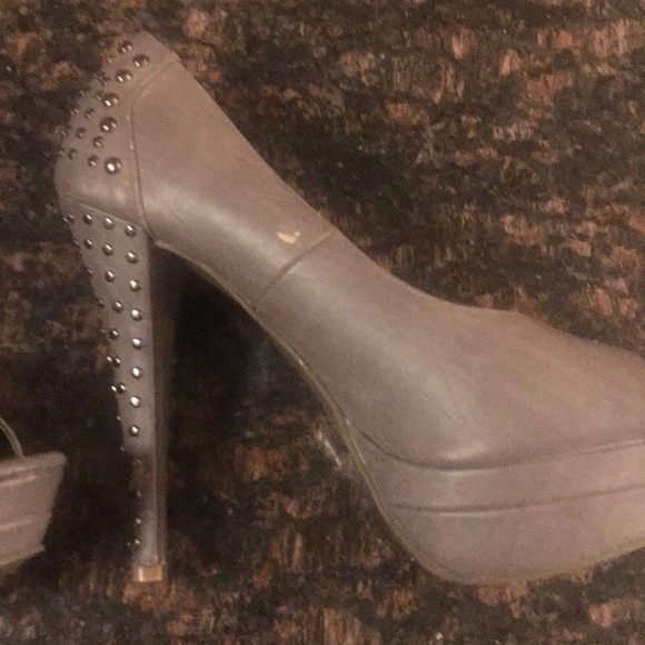 JUST FAB Stylish high heel platform shoes - Picture 7 of 8